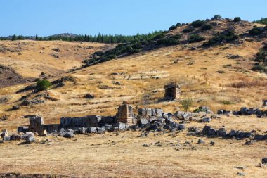 Türkiye 'nin antik Hierapolis kentinin kalıntıları