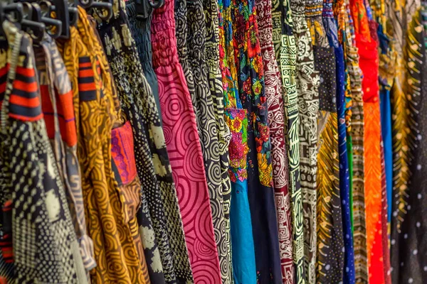 Têxtil com padrões étnicos — Fotografia de Stock