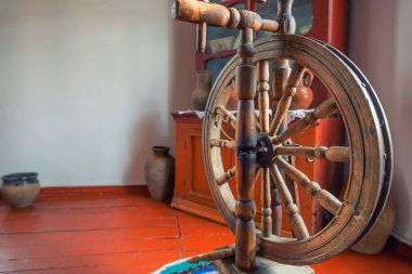 eski ahşap çıkrık