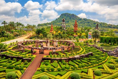 Pattaya, Tayland - Mart 2013: Nong Nooch Bahçe