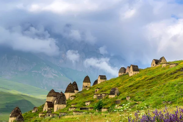 Antik Alanian Necropolis'e Kuzey Osetya