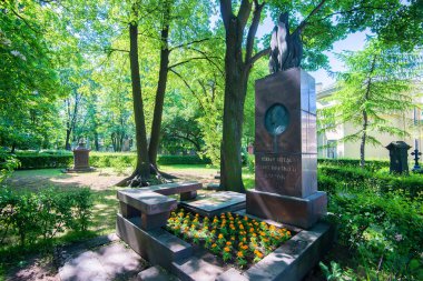 St.Petersburg, Rusya - Haziran, 2015: Lebedev mezar