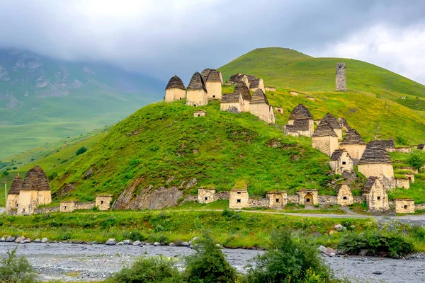 Antik Alanian Necropolis'e Kuzey Osetya