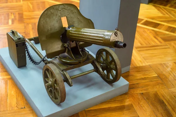 Пулемёт Максима 1910 года в музее — стоковое фото
