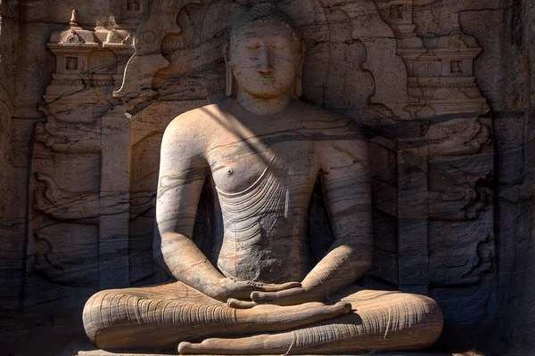 Ülő képe Budda Gal Vihara, Sri Lanka — Stock Fotó