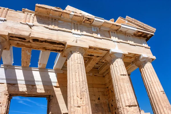 Parthenon ruins in Athens — Stock Photo, Image