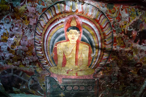 Meditál Buddha Dambulla képek — Stock Fotó