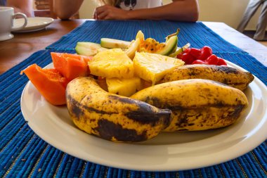 Plaka ile egzotik friuts