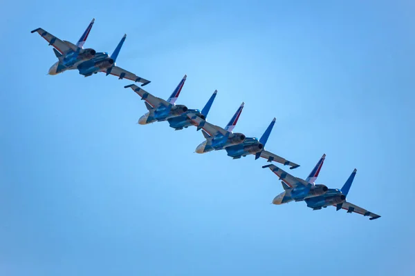 ROSTOV-ON-DON, RÚSSIA - AGOSTO, 2017: Su-30 — Fotografia de Stock