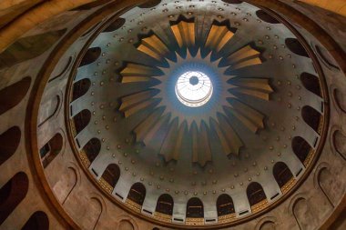 Muhteşem kubbe Kutsal Kabir Kilisesi