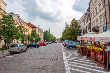 Warsaw, Polonya - Haziran 2012: Varşova sokaklarında