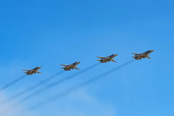 ROSTOV-ON-DON, RÚSSIA - AGOSTO, 2017: An-26 — Fotografia de Stock