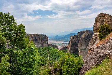 Meteora, Yunanistan Thessaly vadinin doğal görünümü