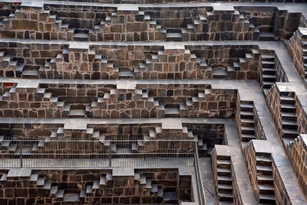 Ünlü Chand Baori Stepwell