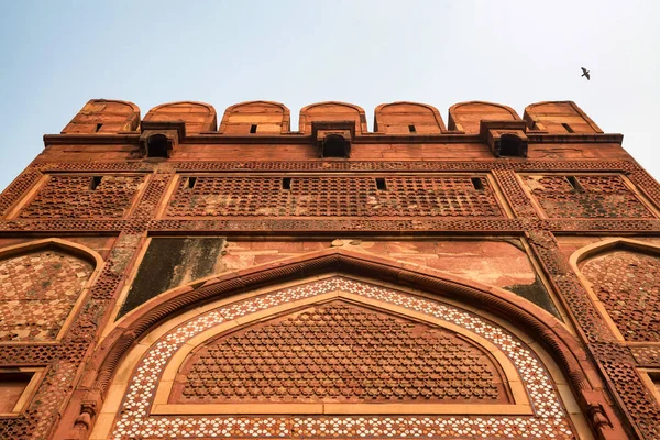 Kırmızı Agra, Hindistan içinde yer alan kale