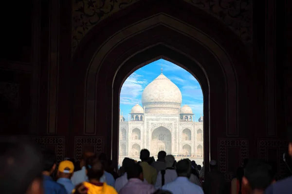 Taj Mahal schilderachtige gate weergave in Agra, India. — Stockfoto