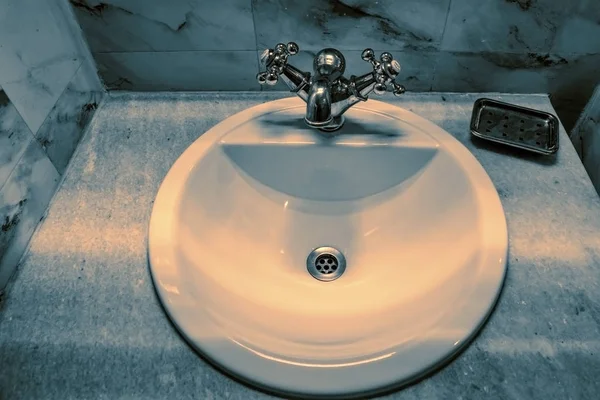 Ceramic drain of kitchen sink