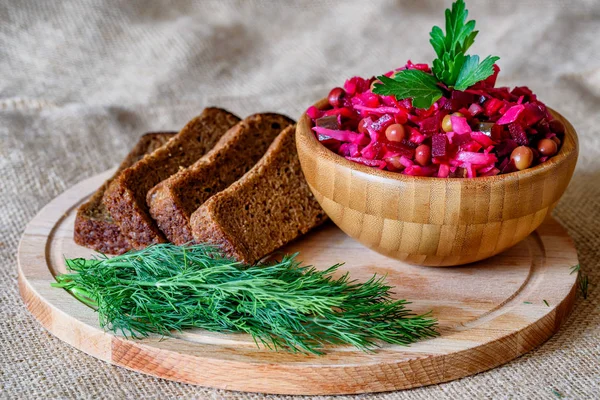 Vinegret - geleneksel Rus sebze salatası