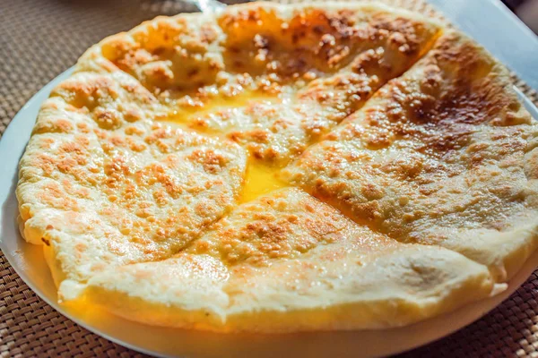 Torta de pão Hychin com recheio de batata — Fotografia de Stock