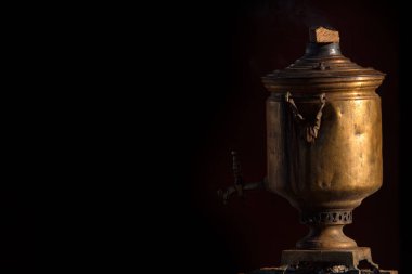 Geleneksel Rus semaveri