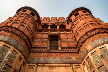 Kırmızı Agra, Hindistan içinde yer alan kale