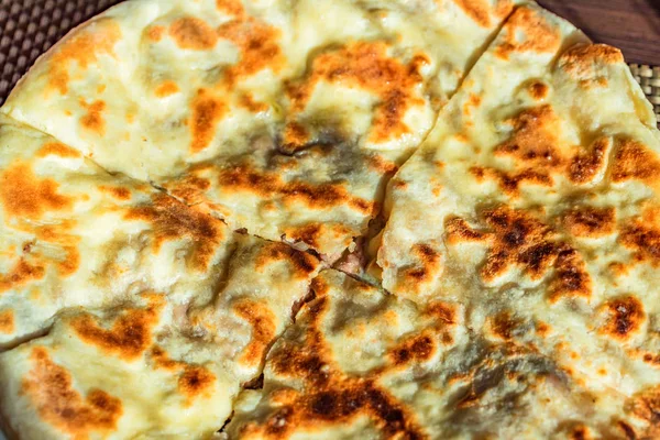 Torta de pão Hychin com recheio de batata — Fotografia de Stock