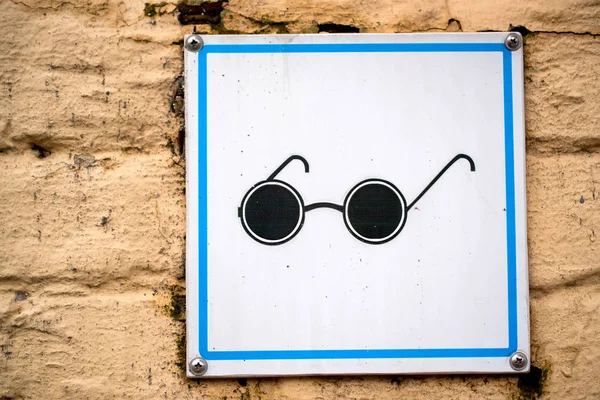 Schild für Sehbehinderung an der Wand — Stockfoto