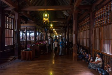 Kandy, Sri Lanka - Kasım 2013: tapınak diş