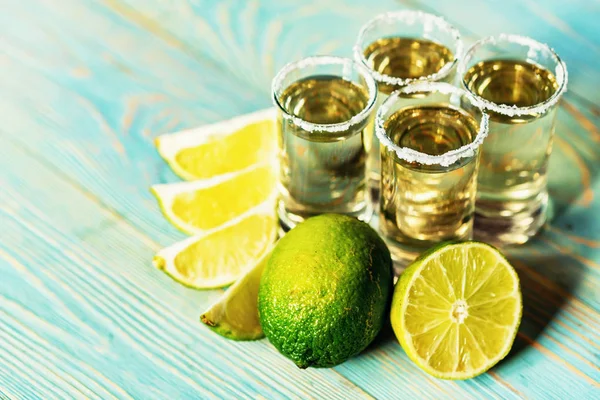 Tequila with lime and salt, selective focus — Stock Photo, Image