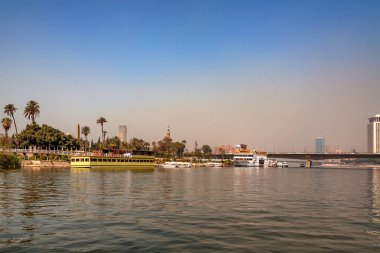 Cairo, Mısır - Mart 2010: Nil görünümünden