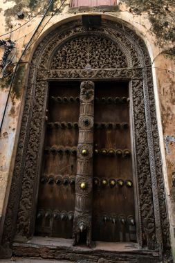 Stone Town, Zanzibar eski ahşap kapılar
