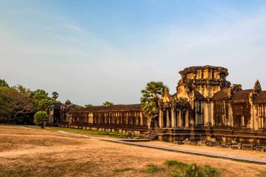 Kamboçya'da Wat Angkor tapınakları