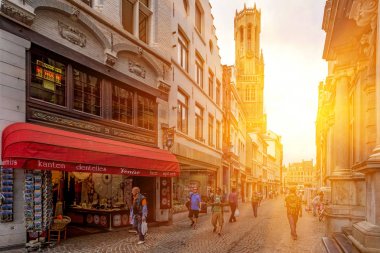 Bruges, Belçika - 10 Haziran 2014: Bruges sokaklarda görünümünü