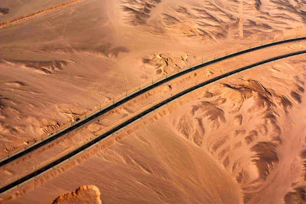 Veduta aerea del deserto e strade dell'Egitto — Foto Stock