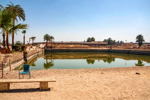 View of Holy Pond in city of Luxor in Egypt — Stock Photo, Image