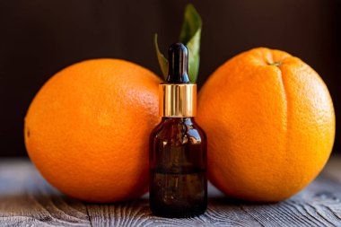Damlalık şişe portakal uçucu yağ