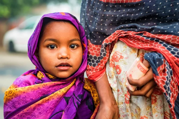 Джайпур, Сполучені Штати Америки - 9 листопада 2017: Невідомі невеликий Індійська дівчина — стокове фото