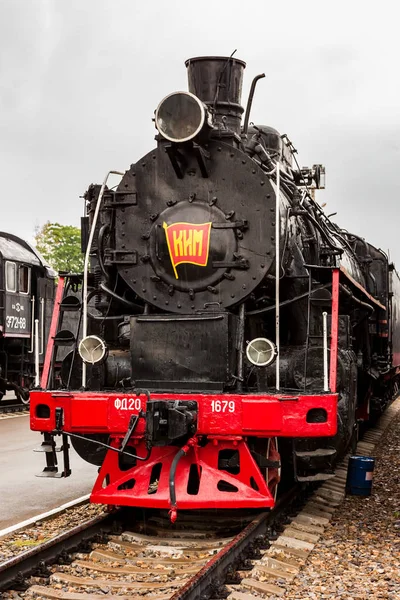 ROSTOV-ON-DON, RUSSIA - SEPTEMBER 1, 2011: FD20-1679 lokomotiv, jernbanemuseum – stockfoto