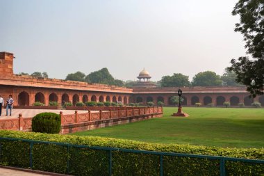 Agra, Hindistan - Kasım 2017 yaklaşık: Avlu Taj Mahal, Hindistan
