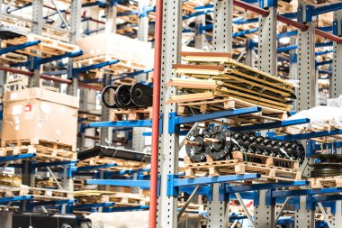 Yedek bileşenler bitki derleme atölye