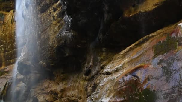 Hermosa cascada de Chegem en el Cáucaso — Vídeos de Stock
