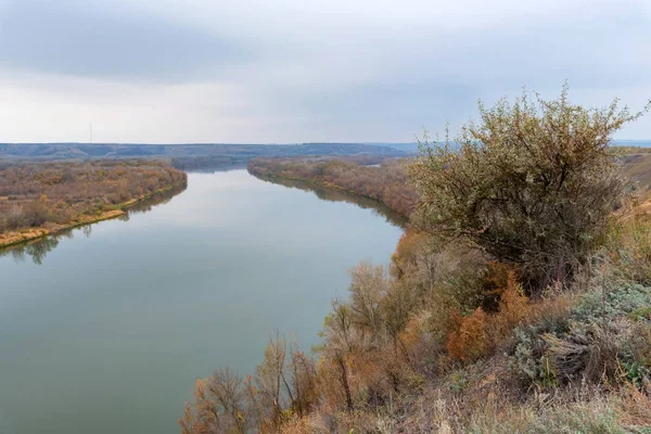 Landscape view of steppe and calm river Don in Russia in autumn — Stock Photo, Image