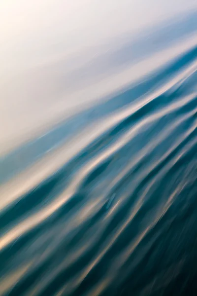 水の質感と色で抽象的な構成 — ストック写真