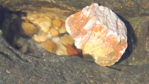 Morze Egejskie Szczegóły Wody Pobrzeże Kamieniami Thassos Island Grecja — Wideo stockowe