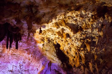 Olay yerinden inanılmaz Bulgar mağara Venetsa
