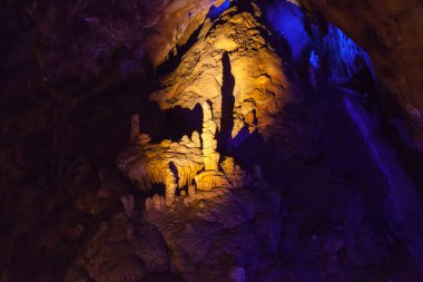 Olay yerinden inanılmaz Bulgar mağara Venetsa