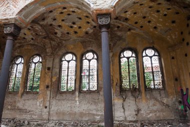 Vidin, Bulgaristan'bina eski yıkık Sinagogu 