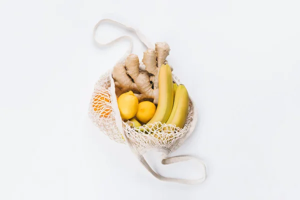 Geantă de cumpărături reutilizabilă cu fructe și legume organice . — Fotografie, imagine de stoc
