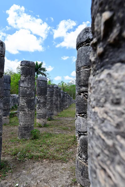 Una giornata di sole al Chichen itza in Messico — Foto Stock