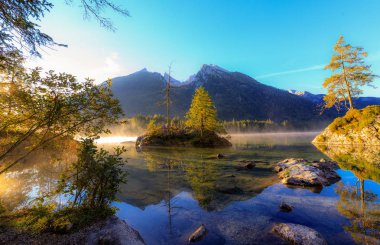 Bavyera 'daki Hintersee' de gün doğumu